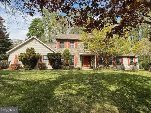 4 Royal Court, READING, PA 19607