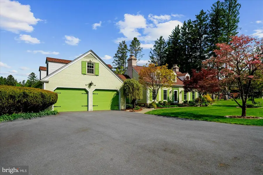 311 Green Ln, Reading, PA 19601 - #2