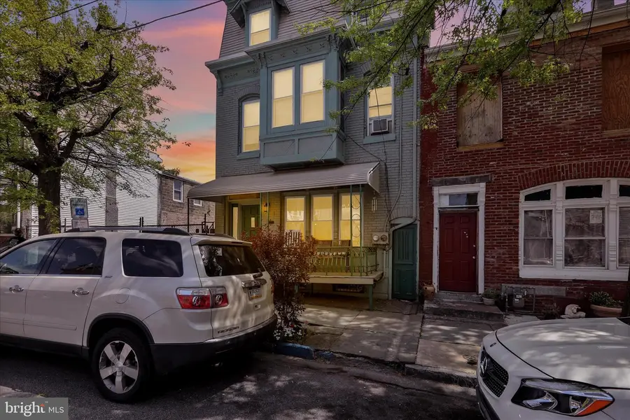 407 S 7th St, Reading, PA 19602 - #2