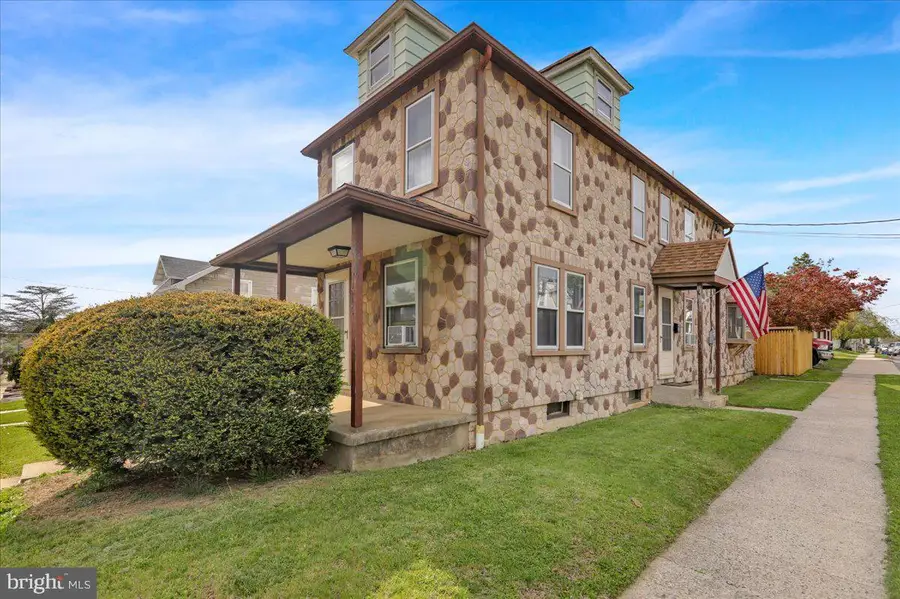 3300 Marion St, Reading, PA 19605 - #2