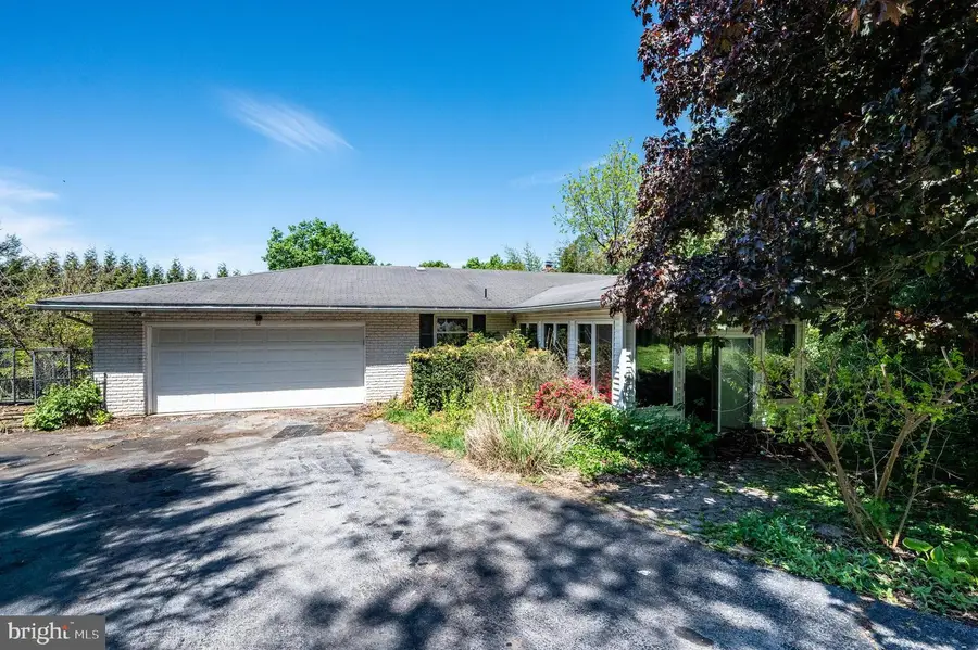 1119 Dunkelberger Rd, Leesport, PA 19533 - #2