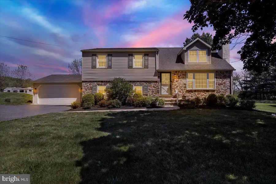 2236 Hopewell Rd, Elverson, PA 19520 - #2