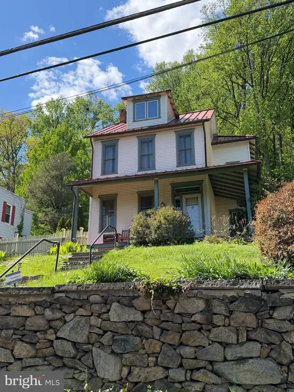 820 Friedensburg Rd, READING, PA 19606