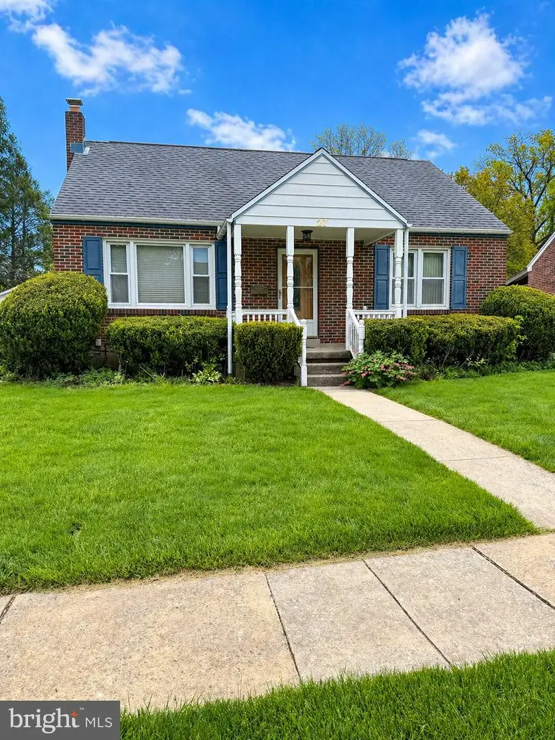 27 Woodland Rd, Reading, PA 19610 - #1