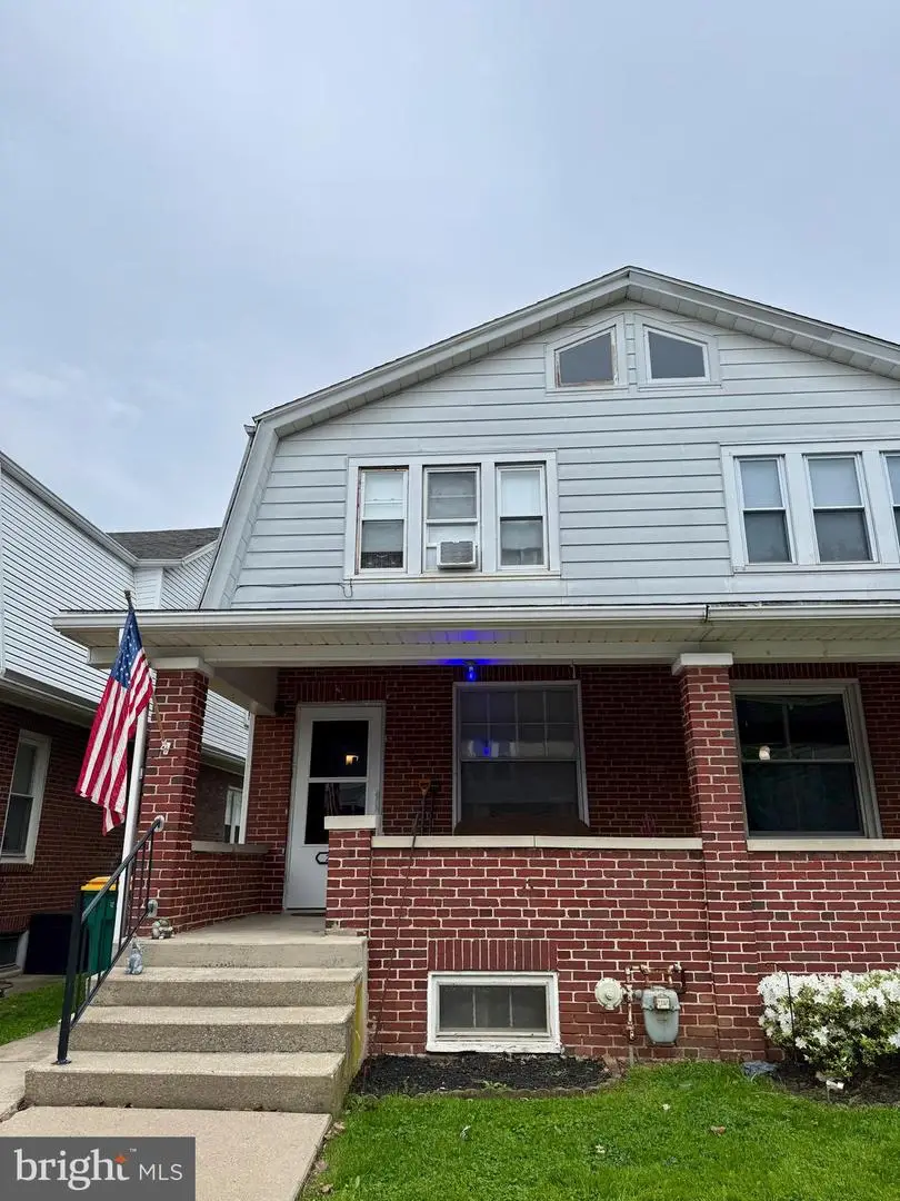 2406 Noble St, Reading, PA 19609 - #2