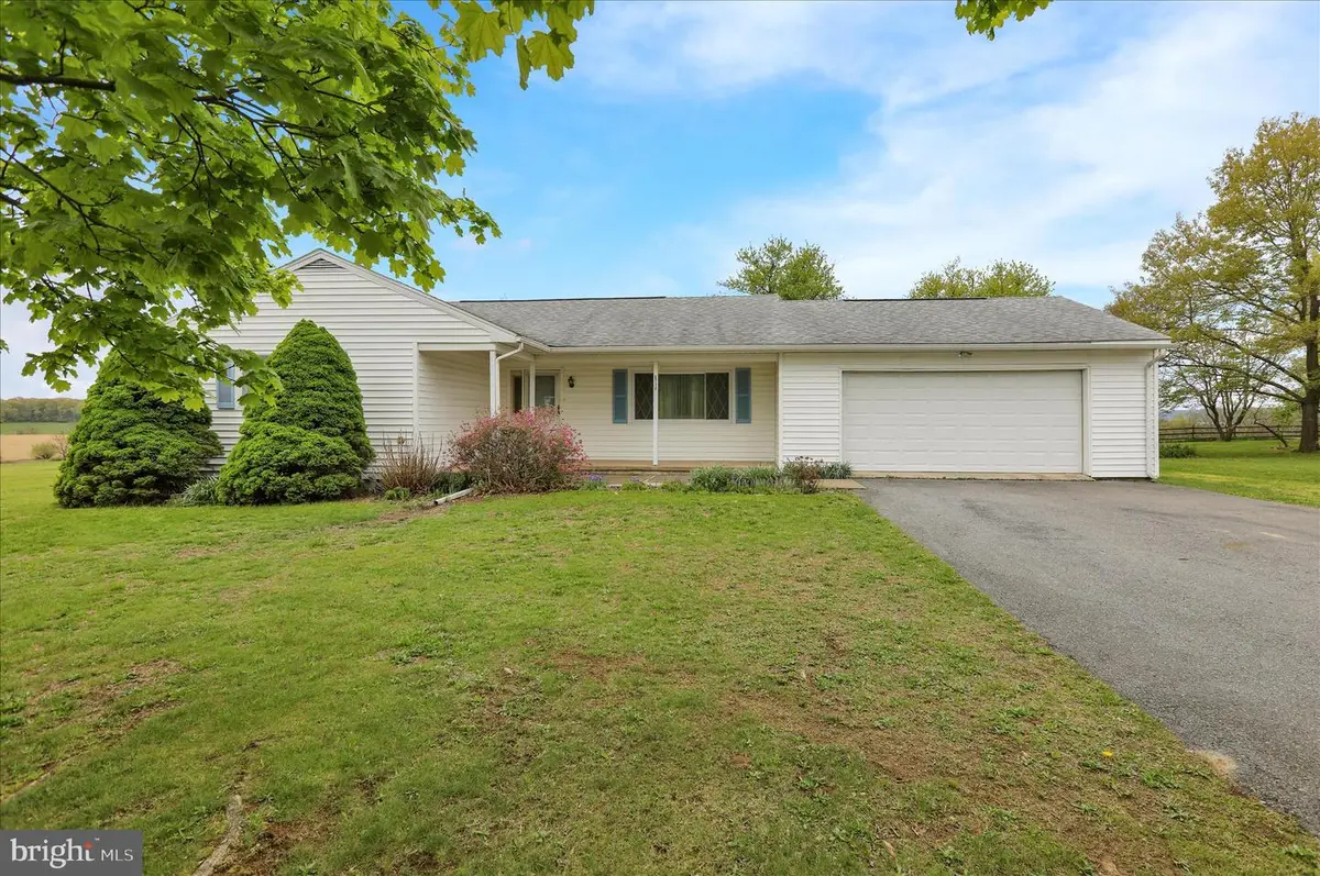 1714 Windsor Castle Rd, Hamburg, PA 19526 - #1