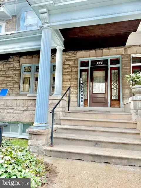 404 Spring St, Reading, PA 19601 - #1