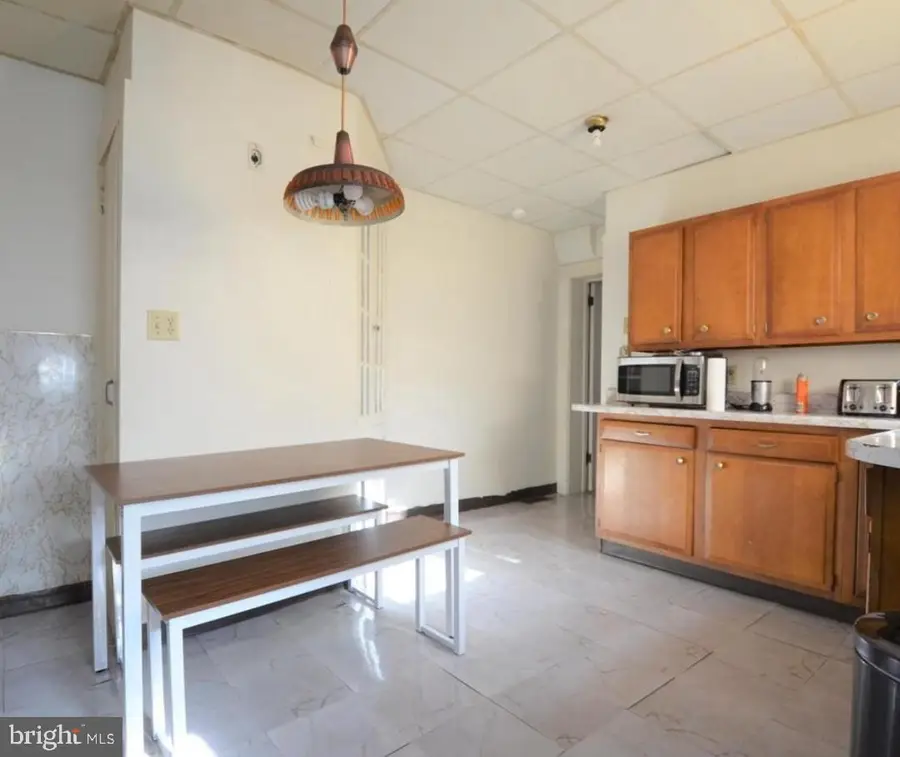 820 N 4th St, Reading, PA 19601 - #3