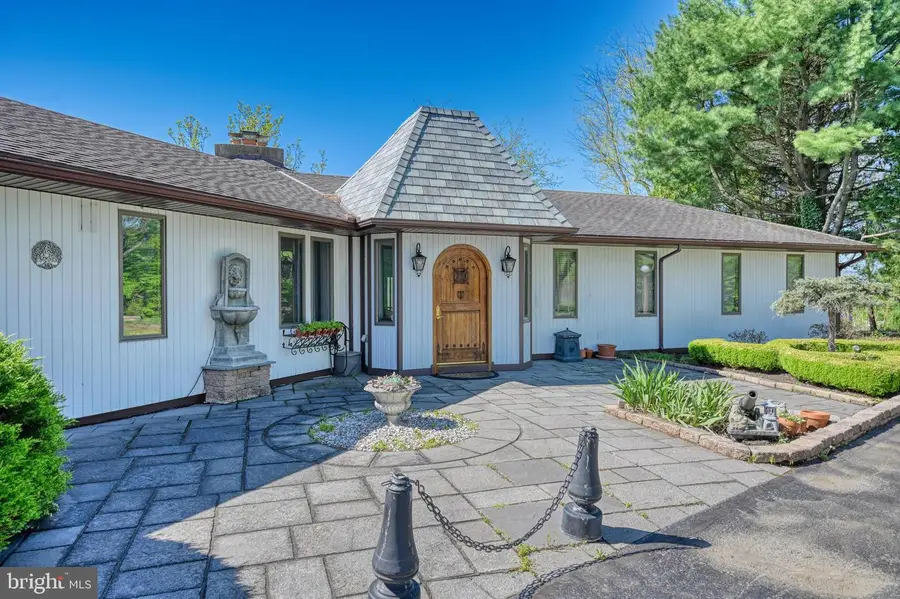 253 Quaker City Rd, Kempton, PA 19529 - #2
