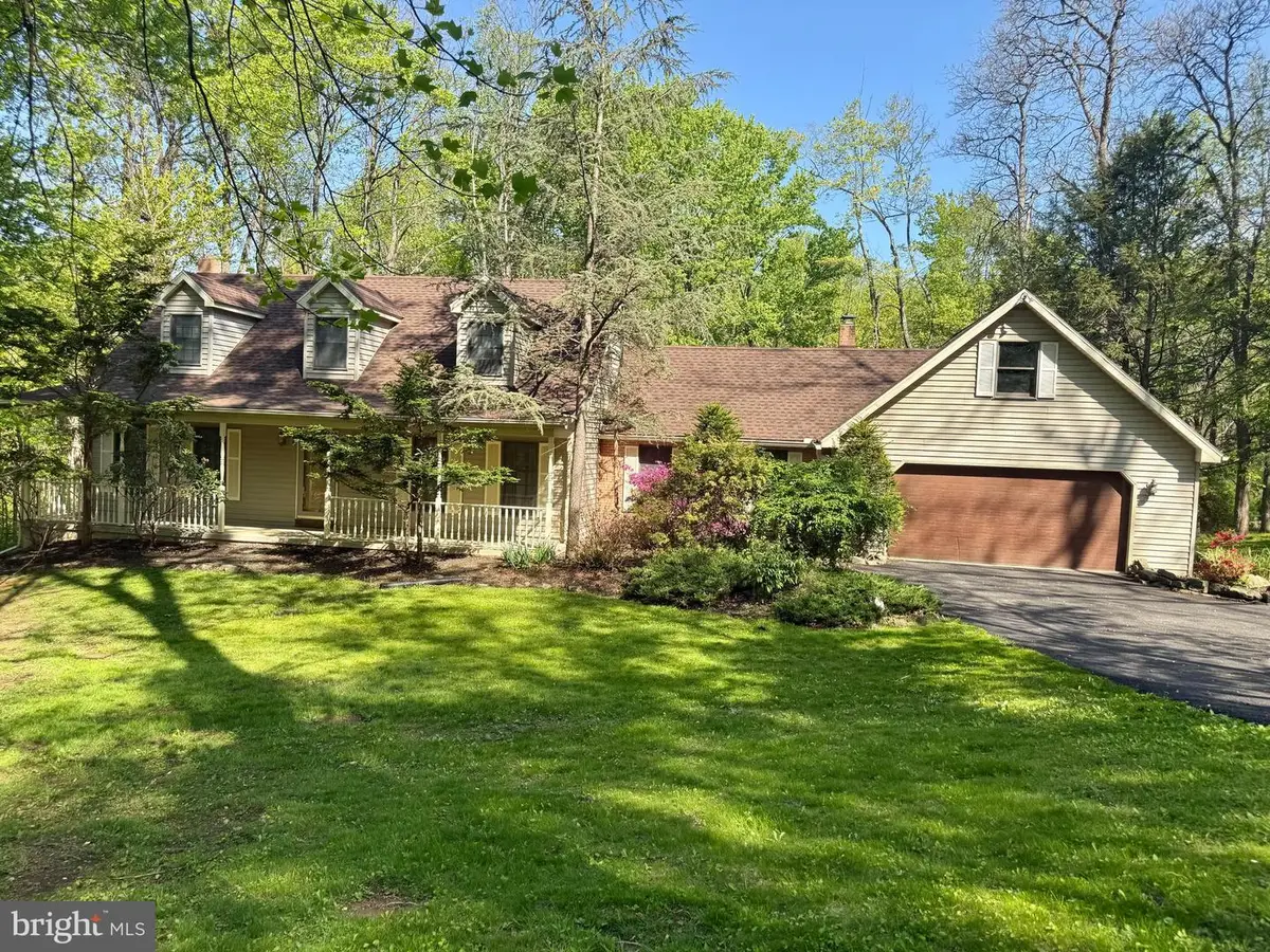27 Doe Ridge Dr, Fleetwood, PA 19522 - #1
