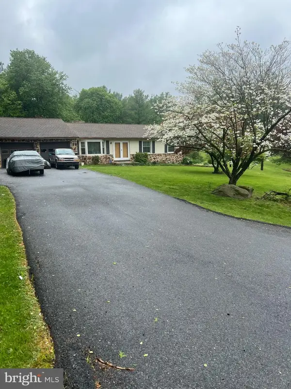 56 N Oneil St, MOHNTON, PA 19540