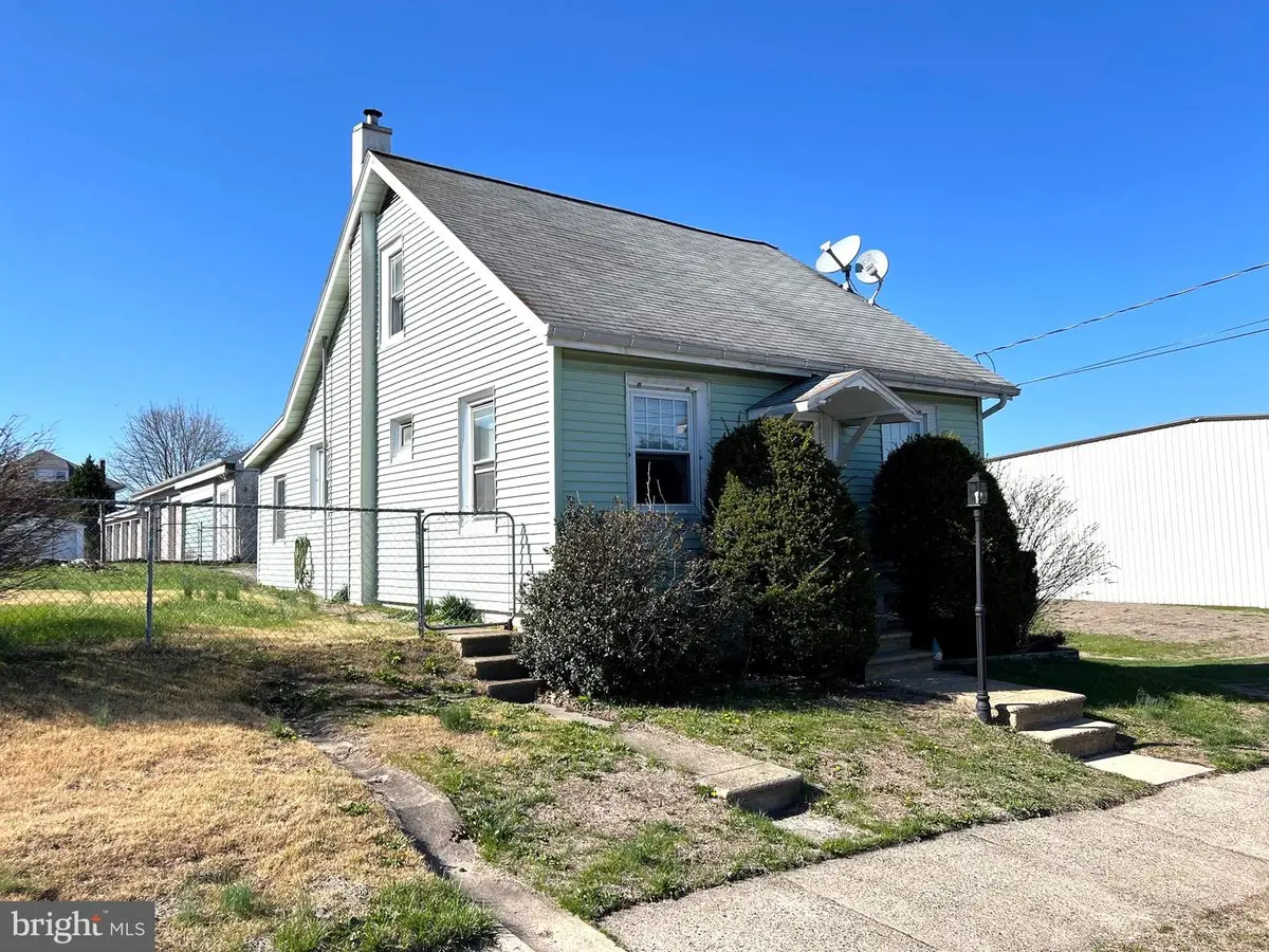 237 S Franklin St, Boyertown, PA 19512 - #1