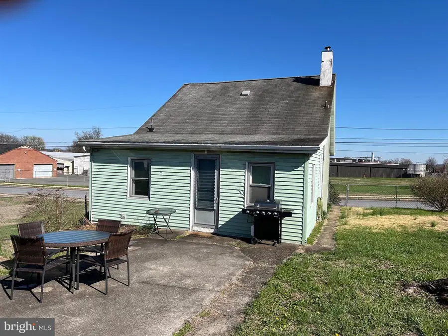 237 S Franklin St, Boyertown, PA 19512 - #2
