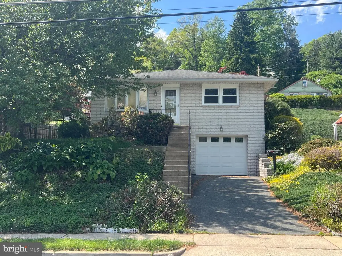 410 Friedensburg Rd, Reading, PA 19606 - #1