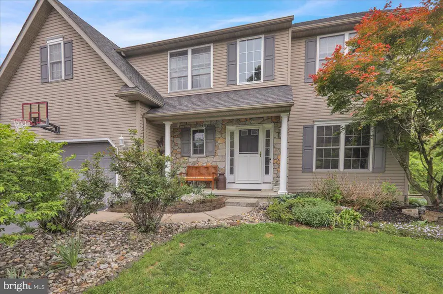 110 Clarion Dr, Douglassville, PA 19518 - #3