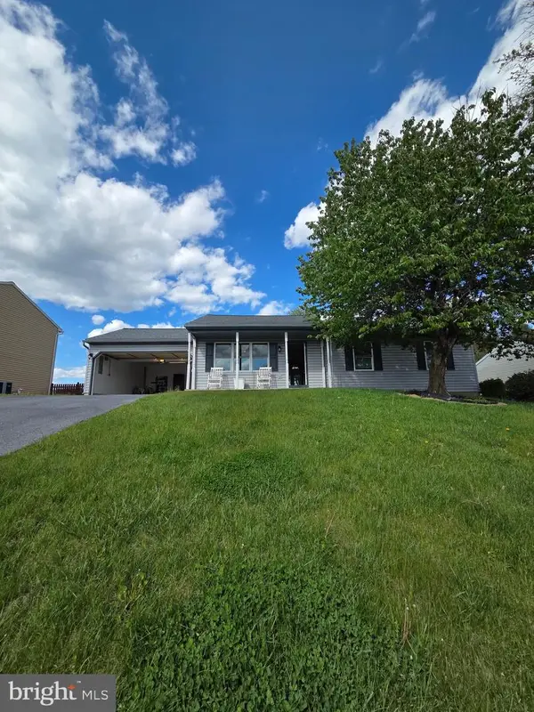 272 Hope Dr, BLANDON, PA 19510