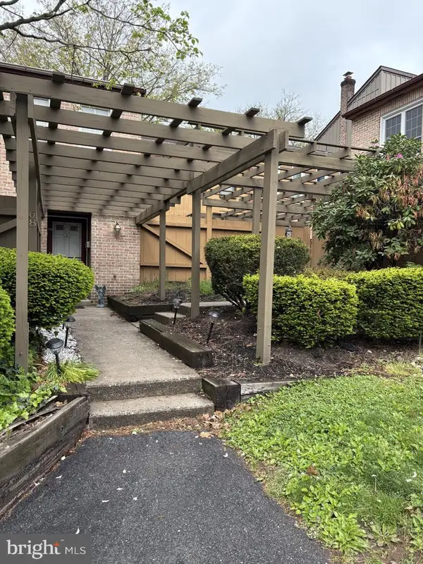 69 Winged Foot Dr, READING, PA 19607
