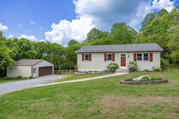 88 Lobachsville Rd, FLEETWOOD, PA 19522
