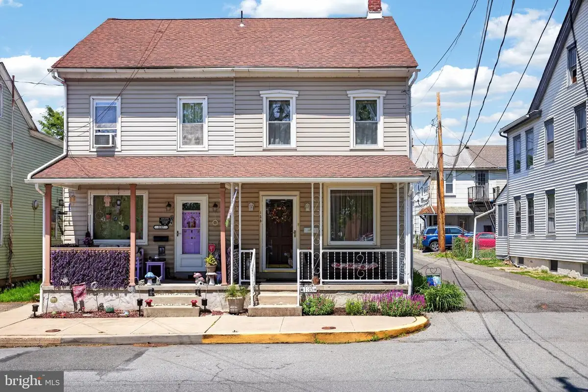 135 S Washington St, Boyertown, PA 19512 - #1