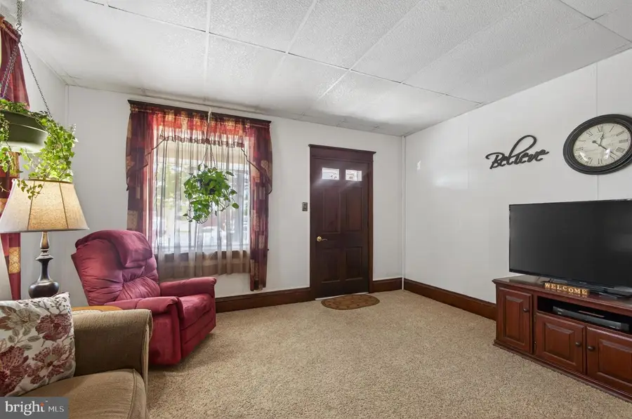 135 S Washington St, Boyertown, PA 19512 - #3