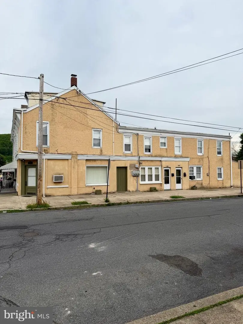 130 Belvedere Ave, Reading, PA 19611 - #2