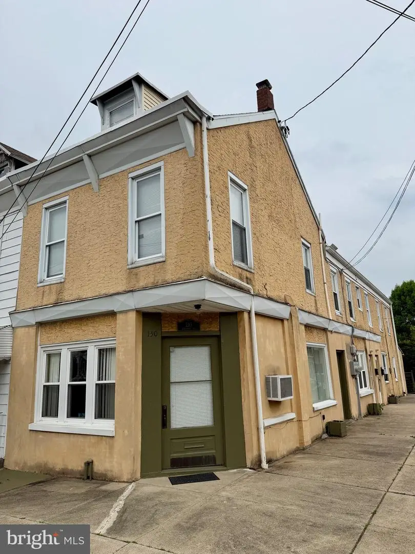 130 Belvedere Ave, Reading, PA 19611 - #3