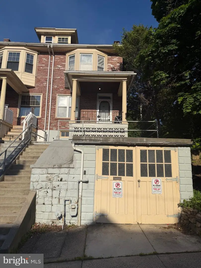 521 S 19th St, Reading, PA 19606 - #1