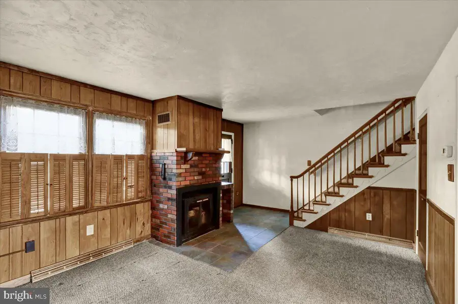 203 Sycamore Rd, Reading, PA 19611 - #3