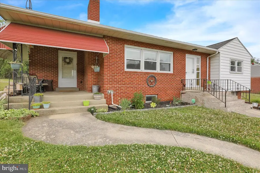 3329 Willow Grove Ave, Reading, PA 19605 - #2
