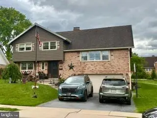 1306 Whitfield Blvd, Reading, PA 19609 - #1