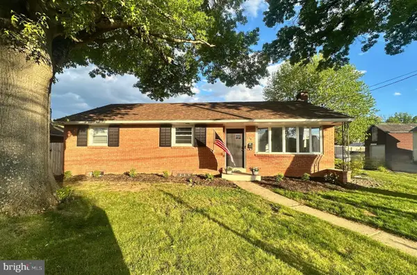 26 E Cedar St, FLEETWOOD, PA 19522