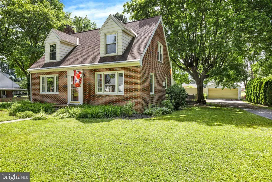 4306 5th Ave, Temple, PA 19560 - #2