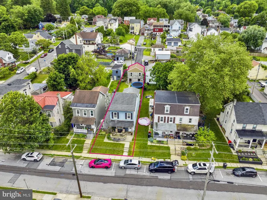 28 E Front St, Mohnton, PA 19540 - #2