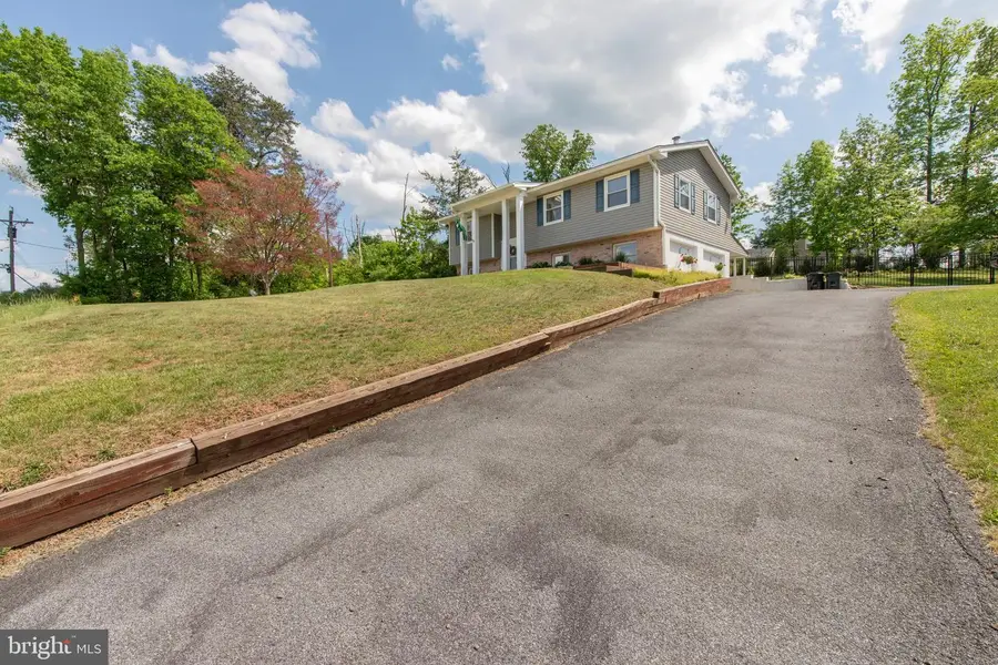 10 Evangeline Dr, Birdsboro, PA 19508 - #2