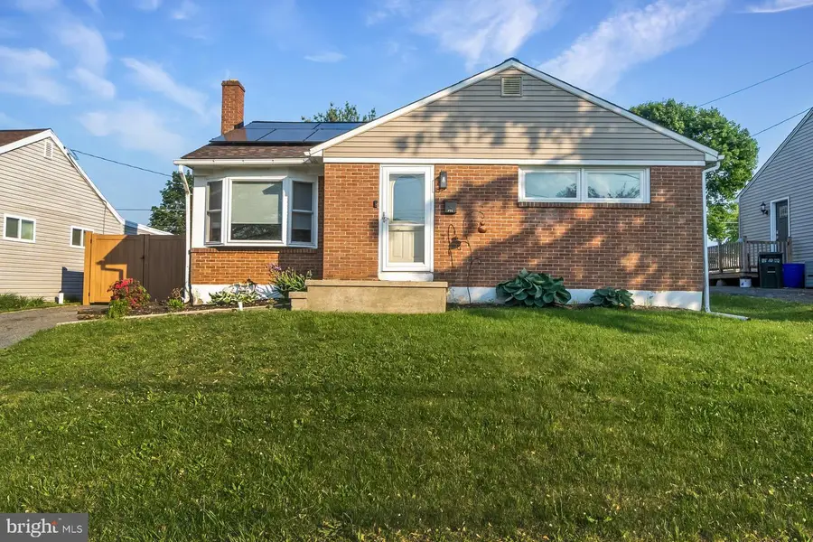524 Boeing Ave, Reading, PA 19601 - #2