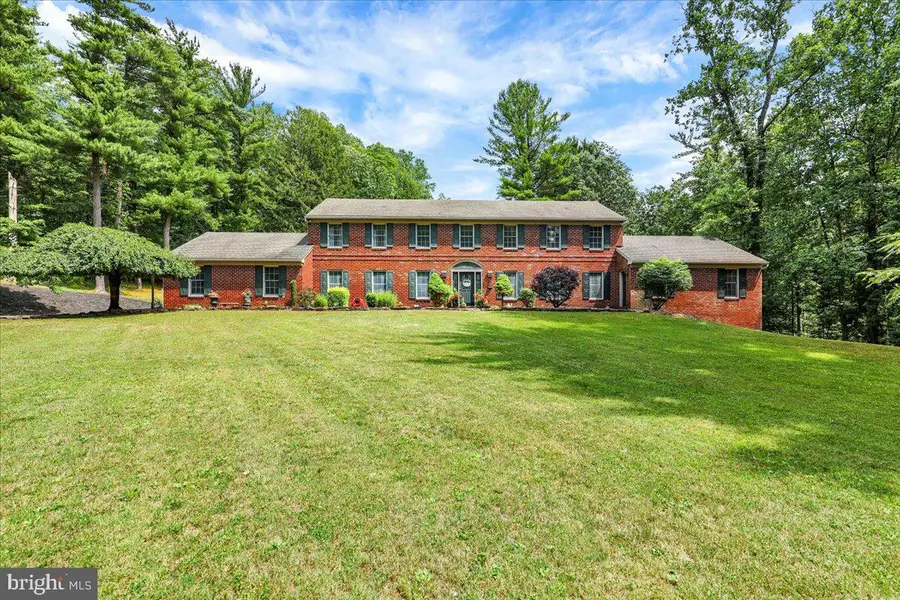 8 Tudor Ct, Mohnton, PA 19540 - #2
