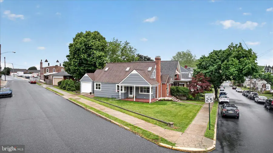 100 College St, Boyertown, PA 19512 - #2