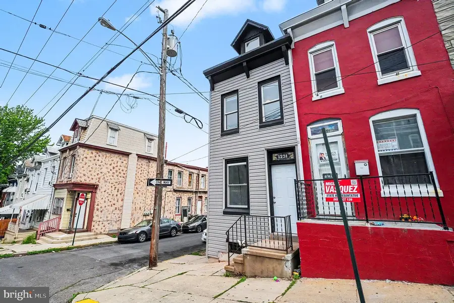 1231 Oley St, Reading, PA 19604 - #2