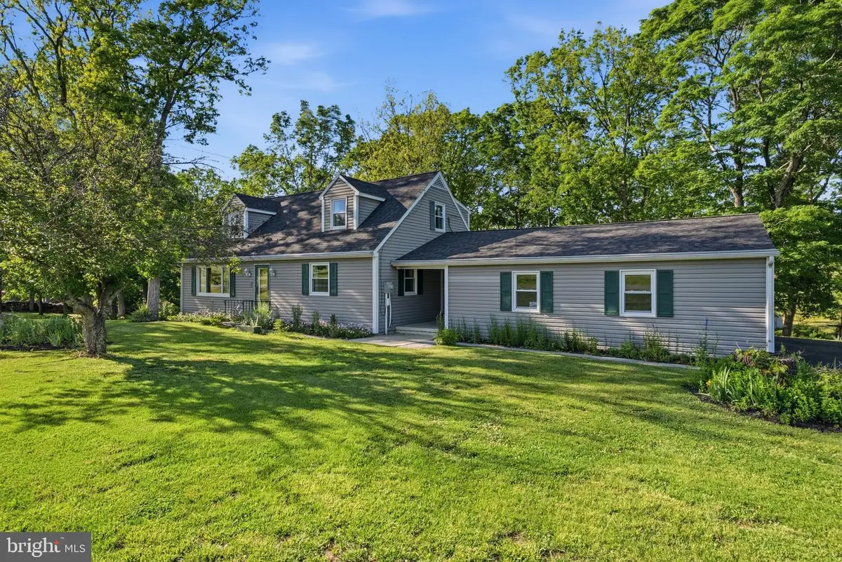 15 Winding Rd, Boyertown, PA 19512 - #1