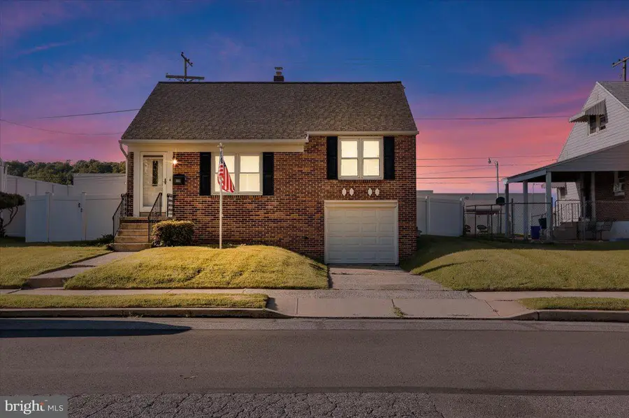 513 Harding Ave, Reading, PA 19607 - #2