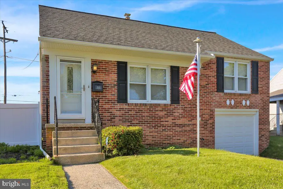 513 Harding Ave, Reading, PA 19607 - #3