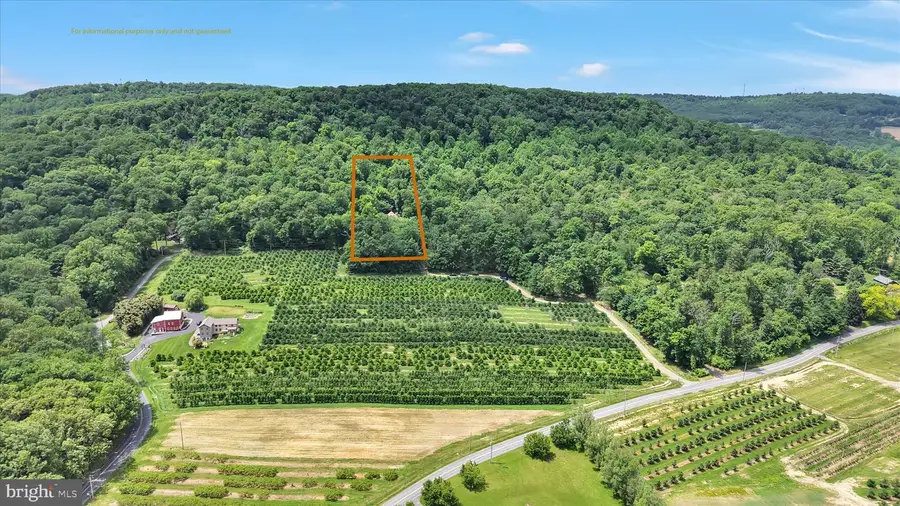 190 Poplar Rd, Boyertown, PA 19512 - #2