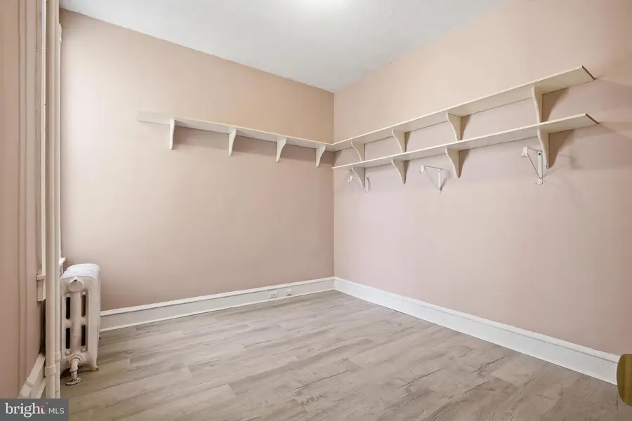 1050 N 5th St, Reading, PA 19601 - #3