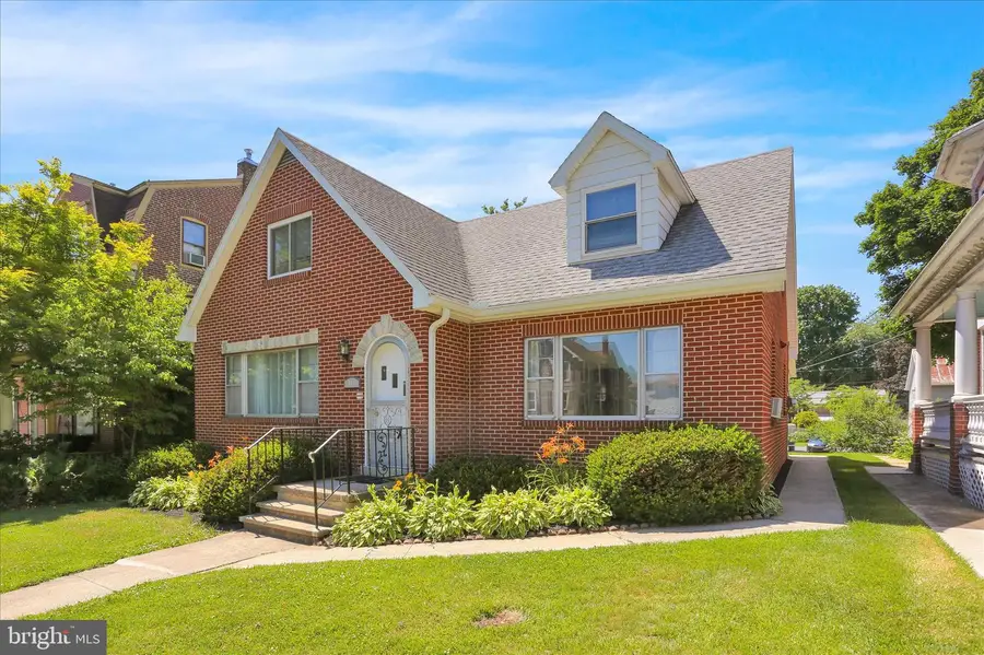 337 E Main St, Kutztown, PA 19530 - #3