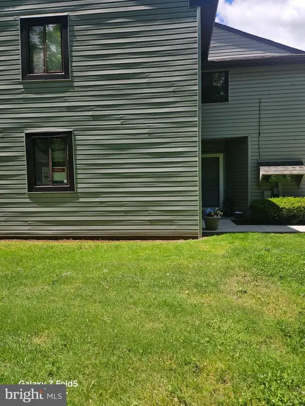 55-7 Holly Dr, READING, PA 19606