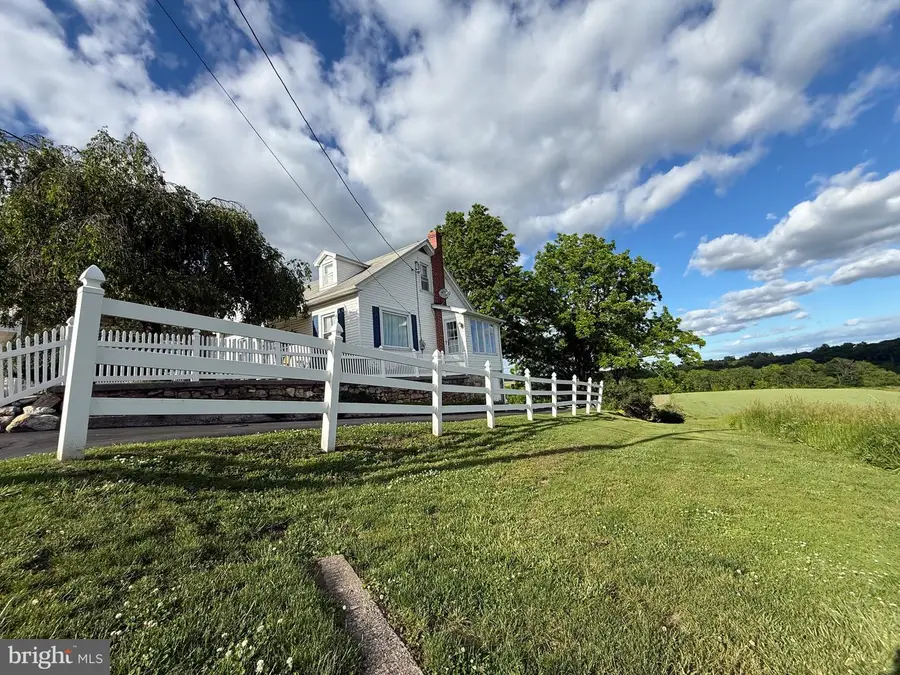 645 N 5th St, Hamburg, PA 19526 - #3
