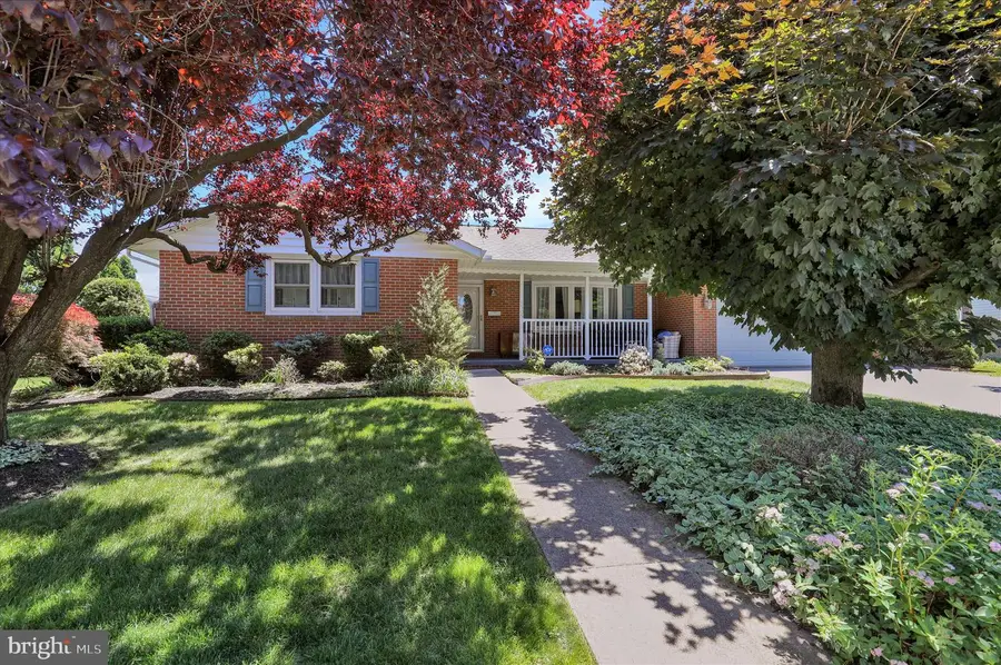 1505 Cromwell Dr, Wyomissing, PA 19610 - #2