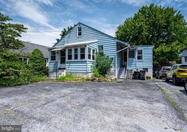 1137 E Main St, DOUGLASSVILLE, PA 19518
