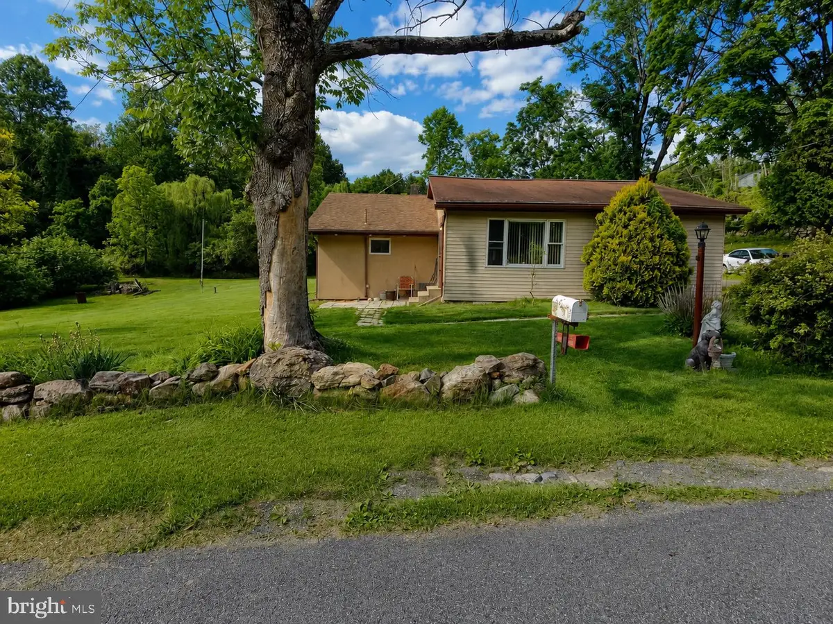 6 Seidel Rd, Reading, PA 19606 - #1