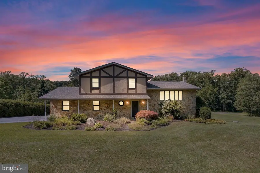88 Conrad Rd, Fleetwood, PA 19522 - #2